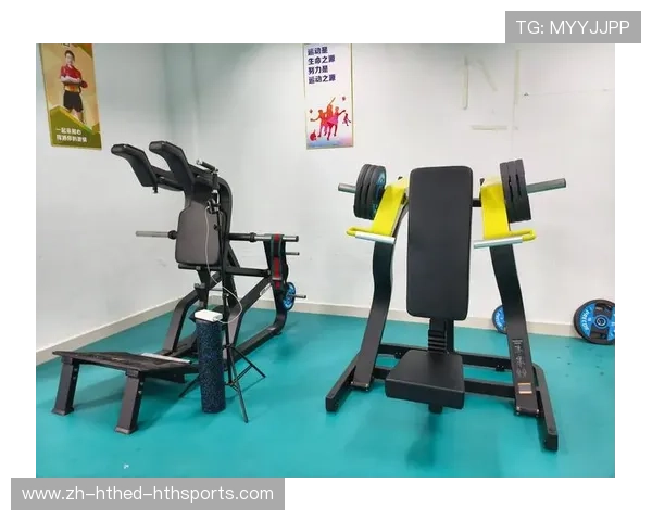 向上拉式健身器材运动原理及背部肌群锻炼效果 向上拉式健身器材运动原理及背部肌群锻炼效果